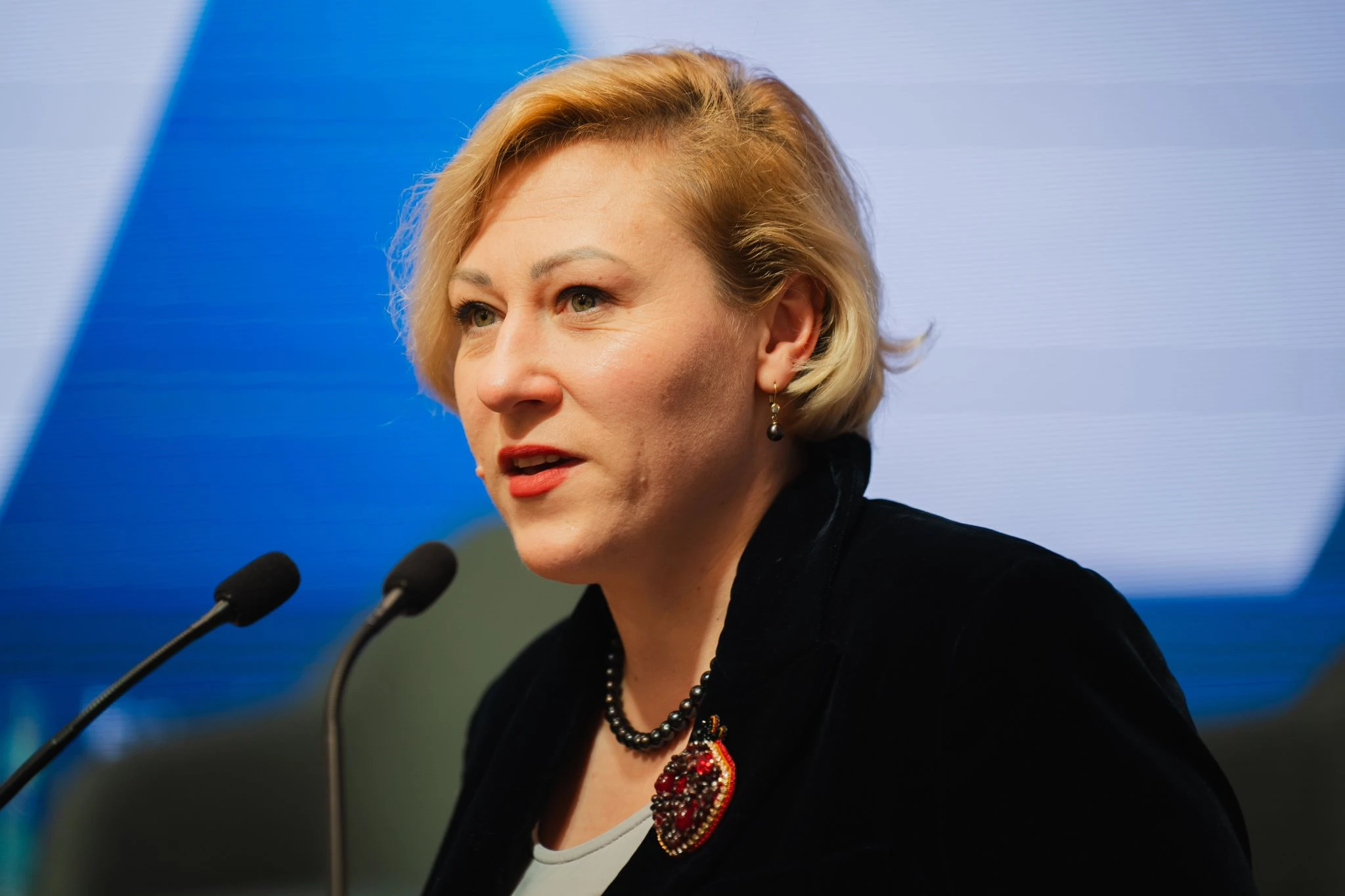 "Azərbaycan ürəkləri açır": Liqa Sıçeva, Latviya Ticarət və Sənaye Palatasının Azərbaycandakı nümayəndəsi — 16