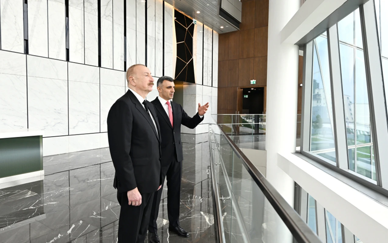 Prezident Mərkəzi Bankın yeni binasının açılışında — 11