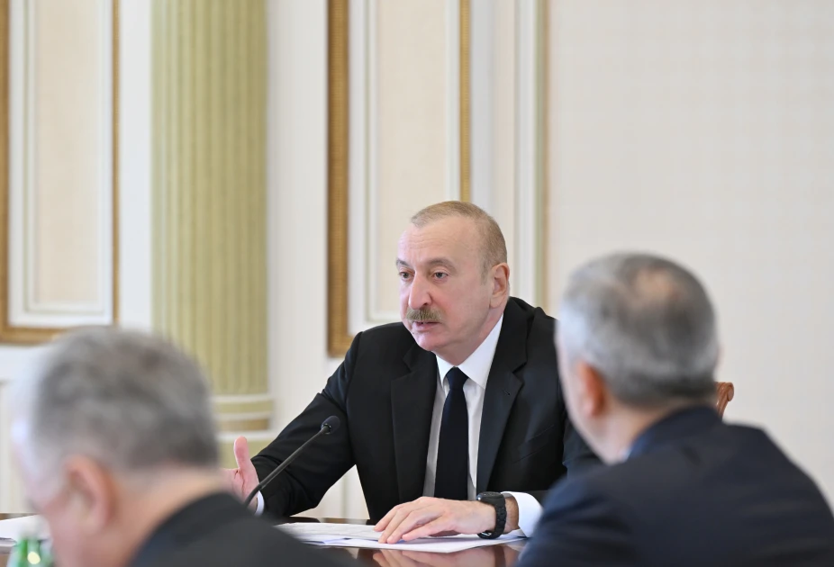 Prezident İlham Əliyev müşavirə keçirib