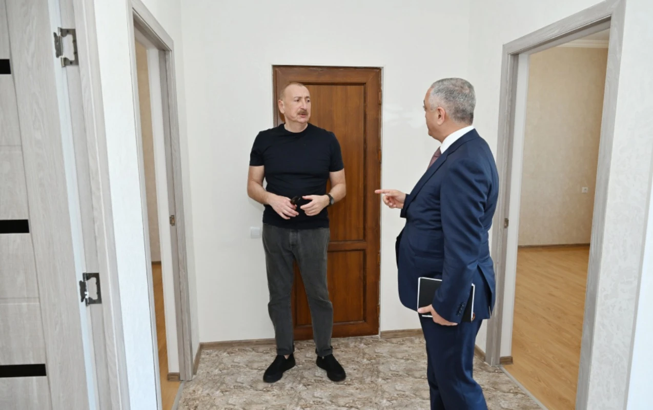 Prezident Xocalıda hərbçi evlərində oldu