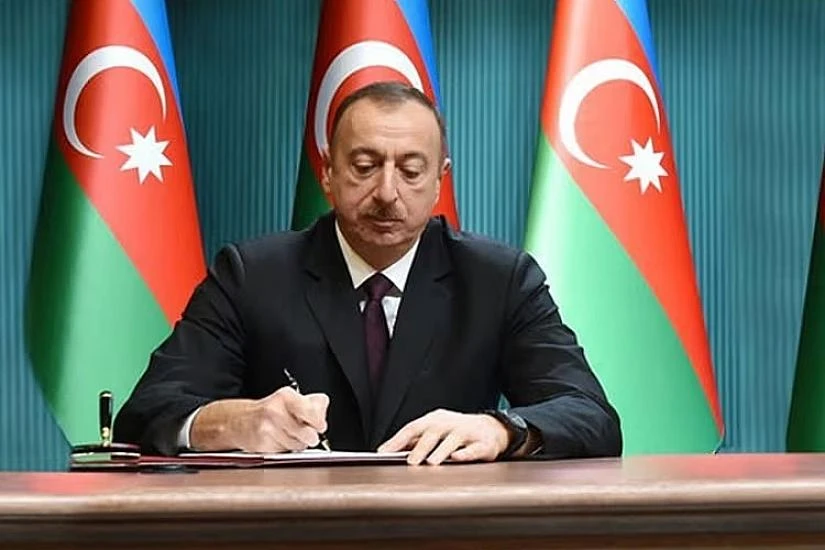 Prezident Fərman imzaladı 