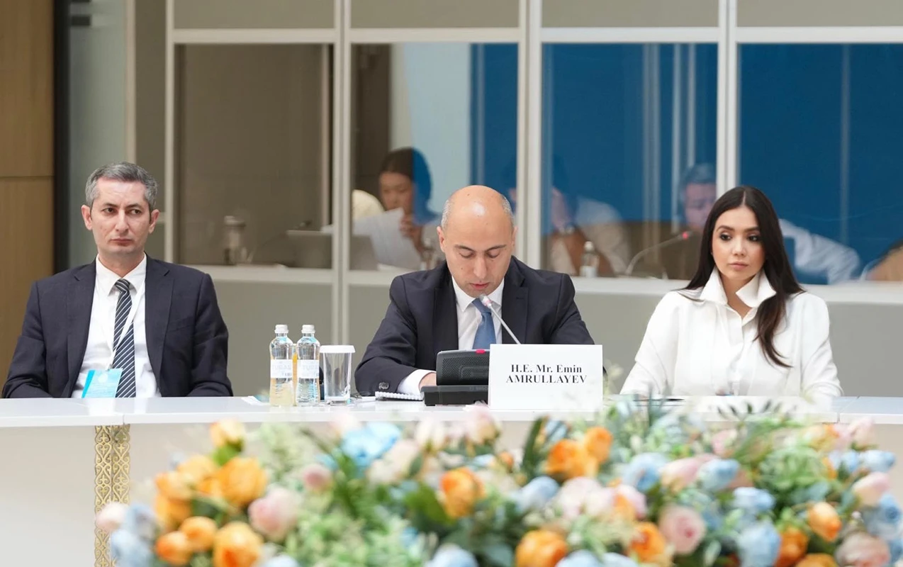 Emin Əmrullayev Qazaxıstanda çıxış edib 