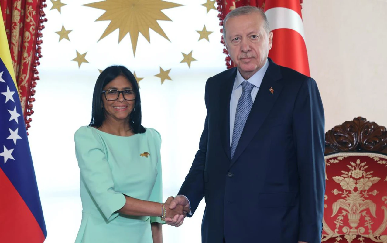 Ərdoğanın dəvəti ilə Türkiyəyə səfər etdi