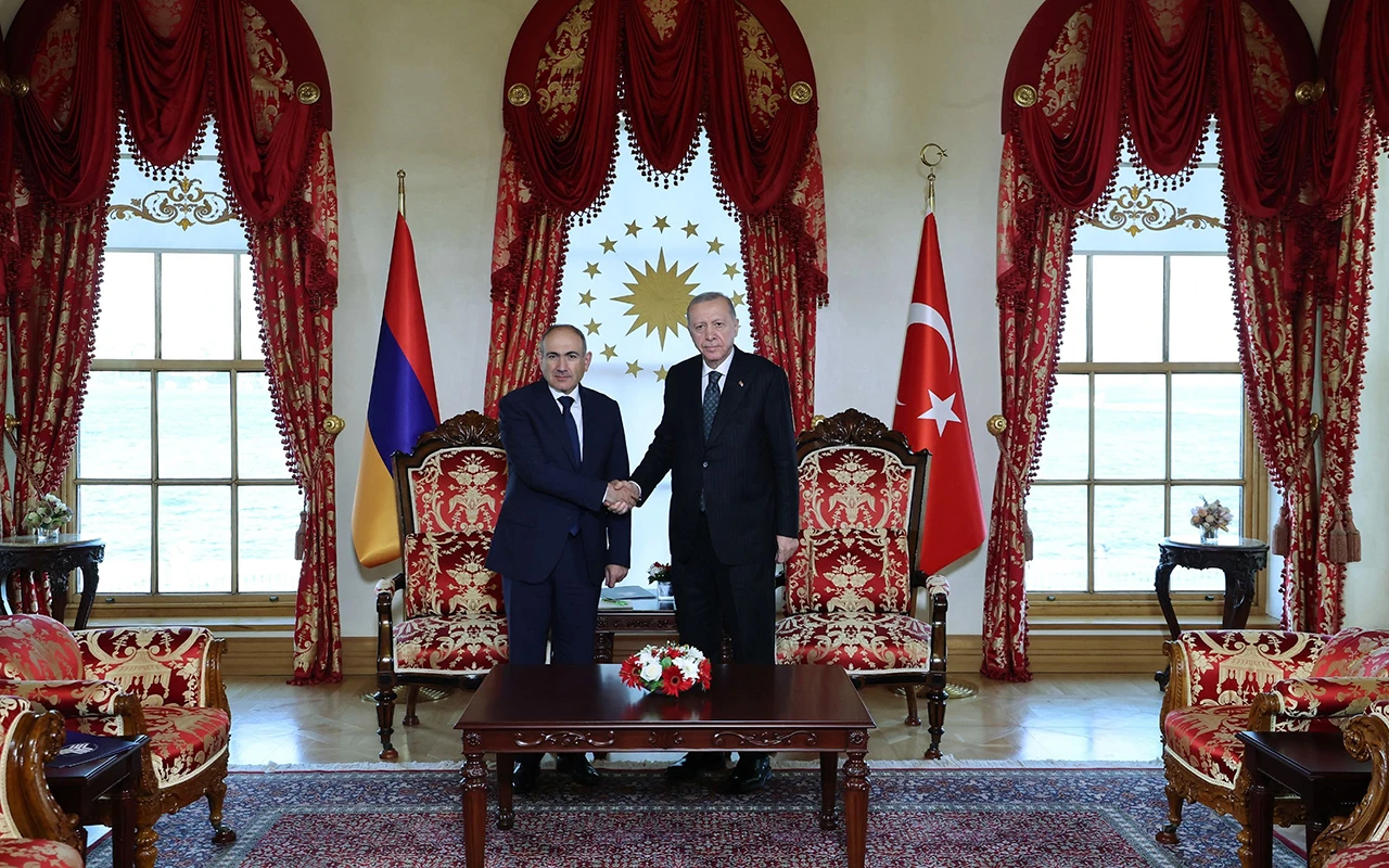Ərdoğan Paşinyanı təbrik edib