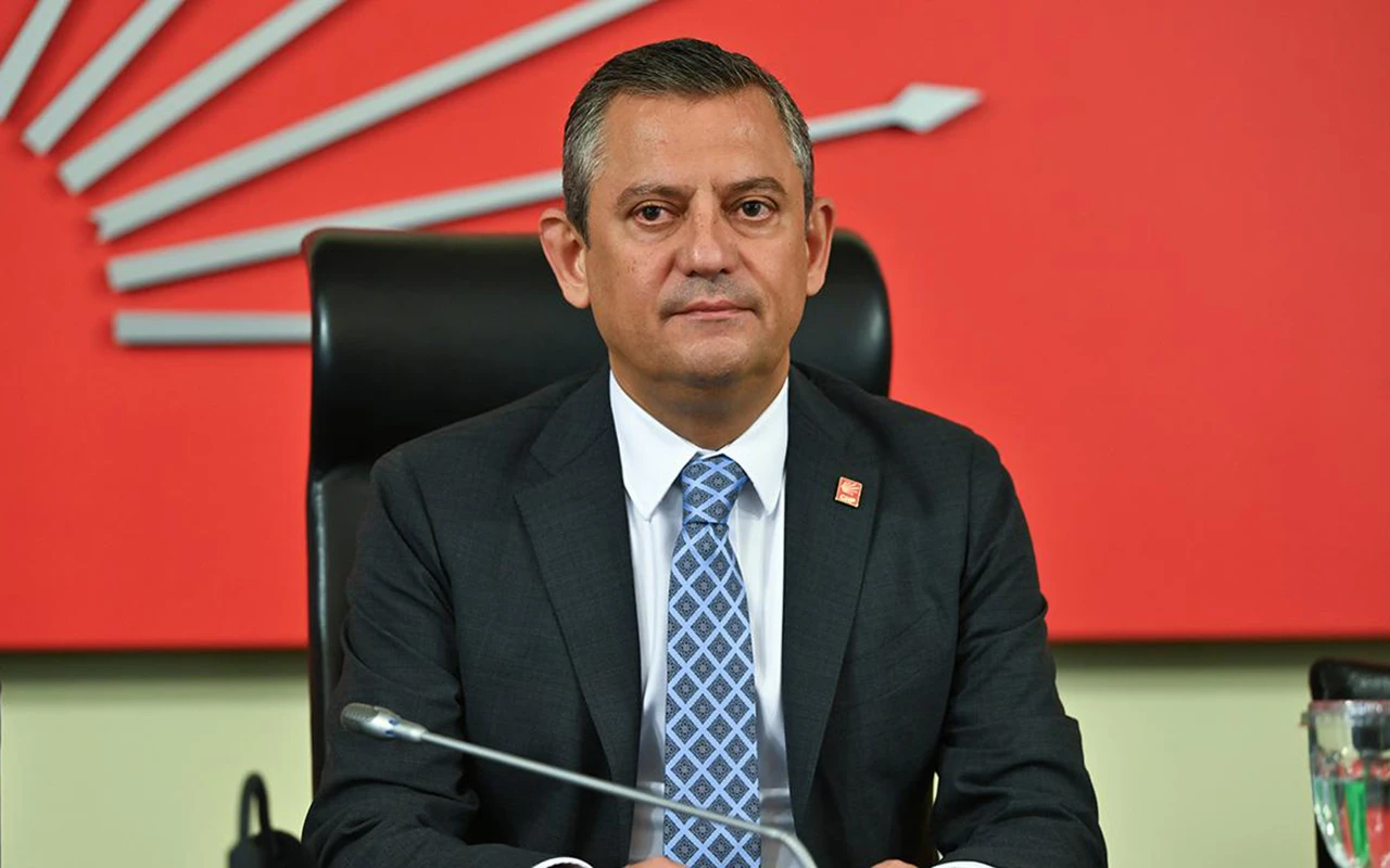 Özelin komandası kütləvi istefa verib