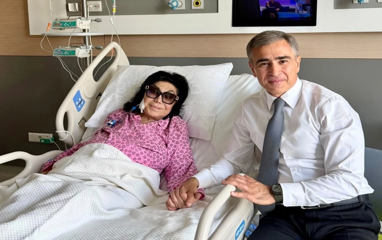 Flora Kərimova müalicəsi Mehriban Əliyeva tərəfindən nəzarətə götürüldü