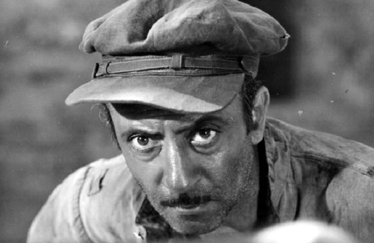 İçkiyə görə işdən qovuldu, qızının ad günündə öldü – “Qırçı Məhəmməd”in film kimi həyatı