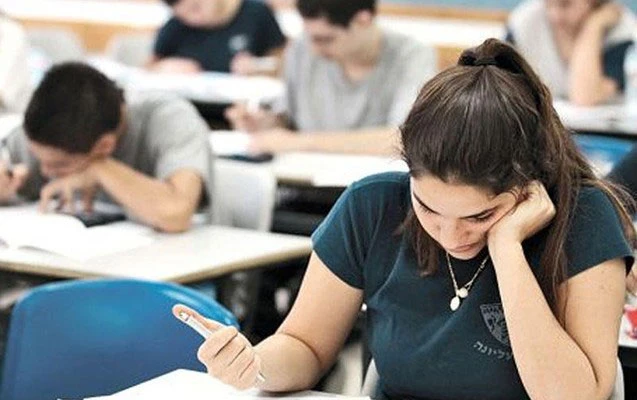 3 nəfər 400 bal toplasa da, 700-ə çatan olmadı