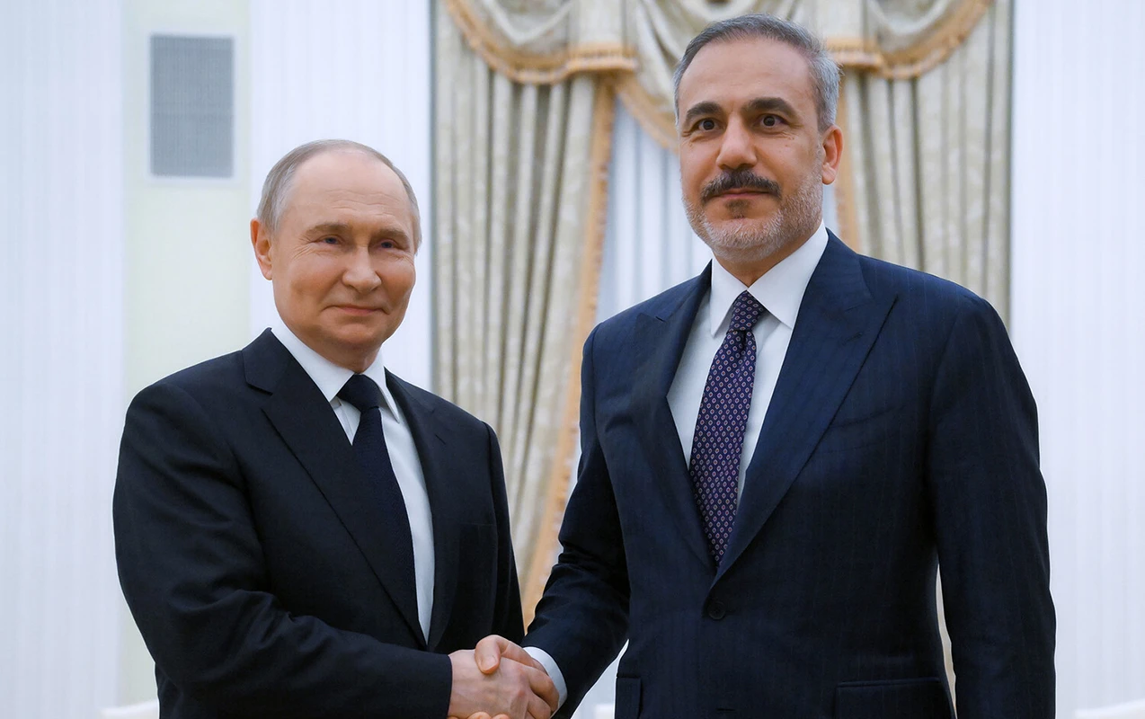 Putin Hakan Fidanla görüşdü