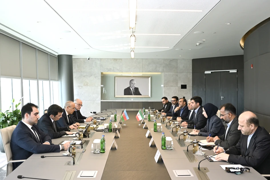 Mikayıl Cabbarov Mehdi Heydəri ilə görüşüb
