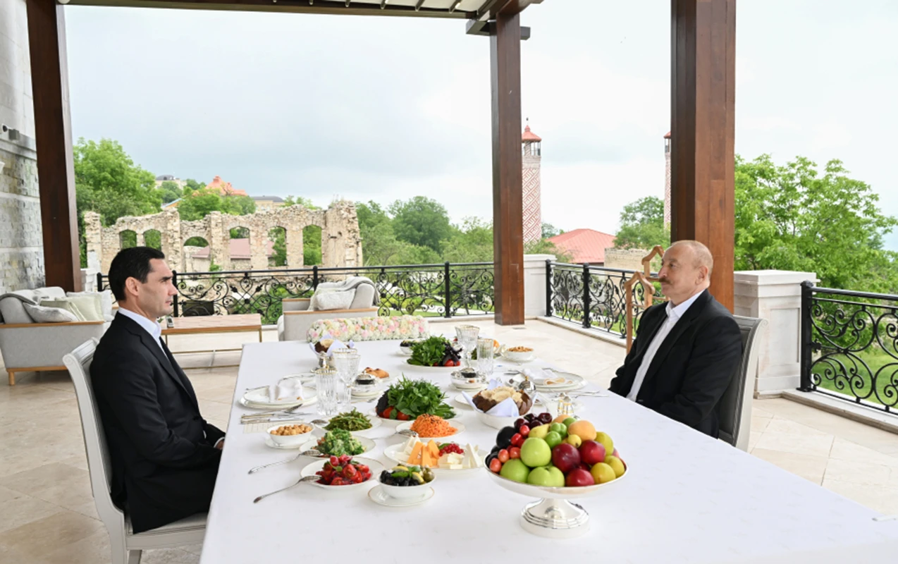 Şuşada birgə nahar etdilər