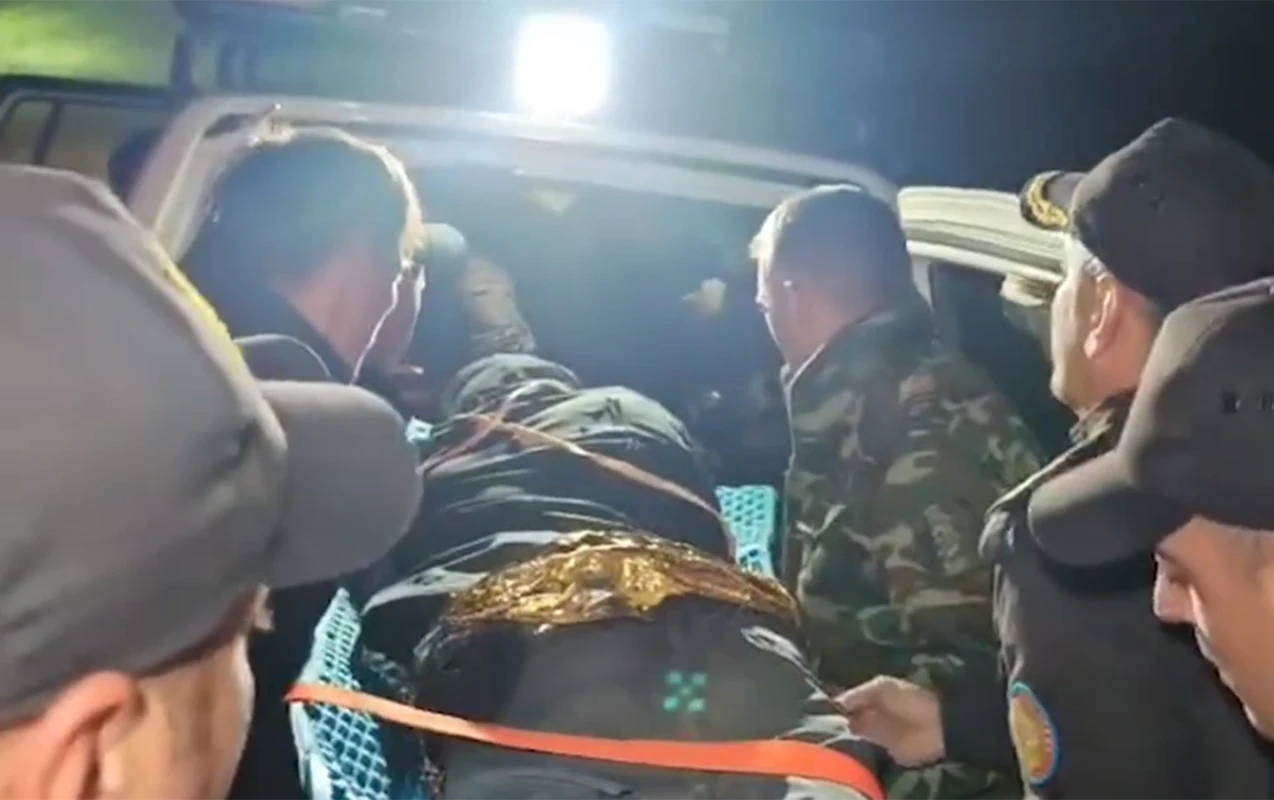Bazardüzündə sıldırımdan yıxılan alpinist xilas edildi 