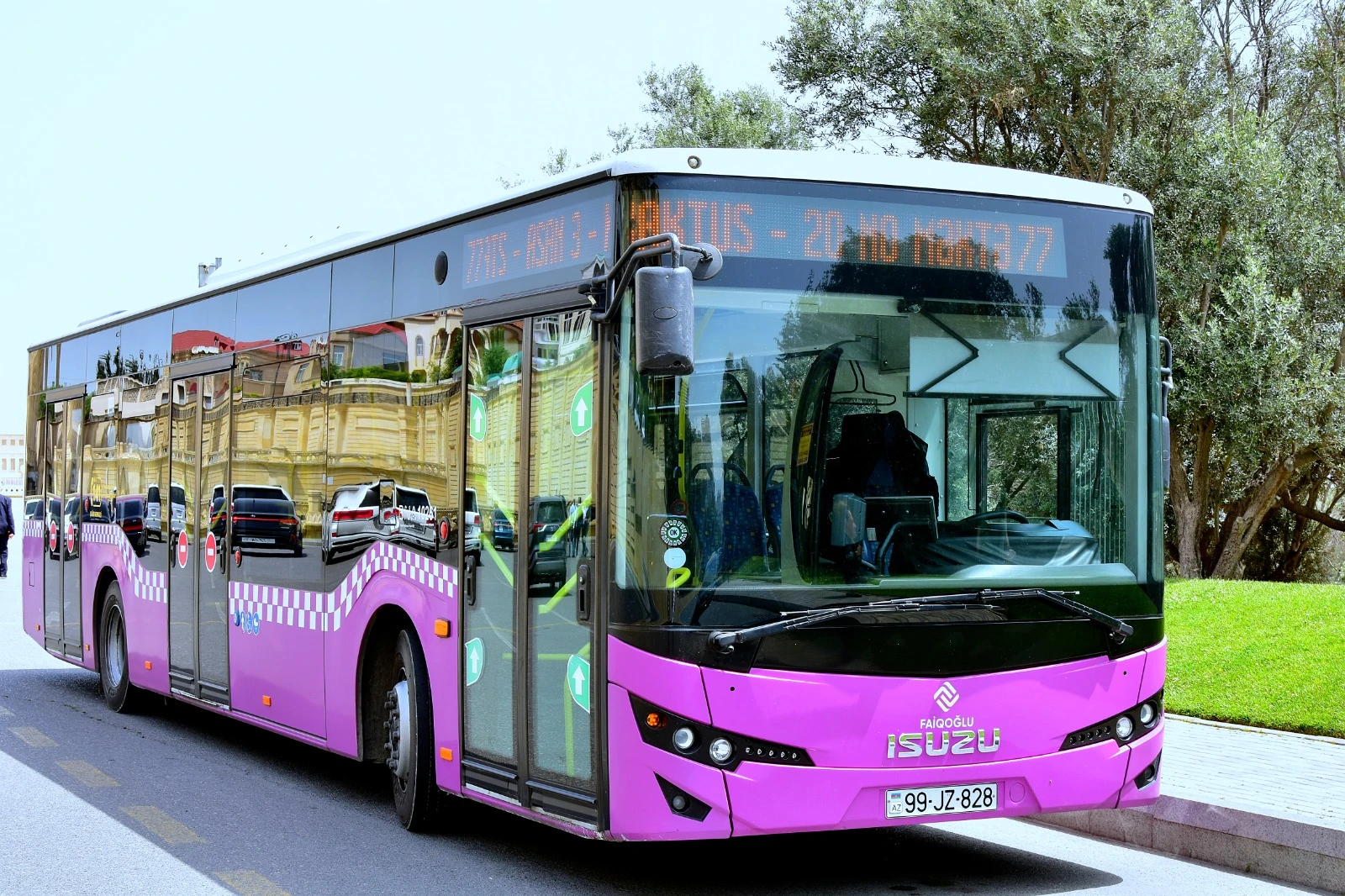 77 saylı xəttin avtobusları yeniləndi