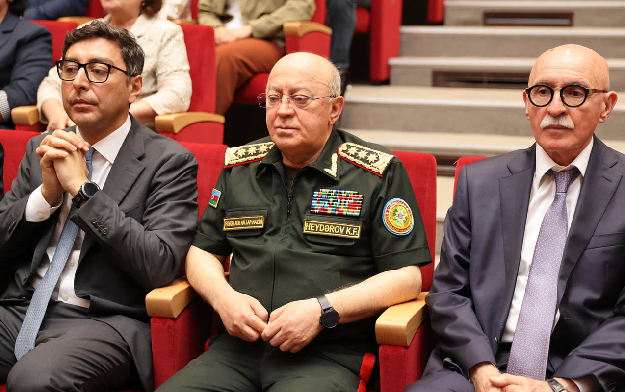 Kəmaləddin Heydərov mükafatlandırma mərasimində 