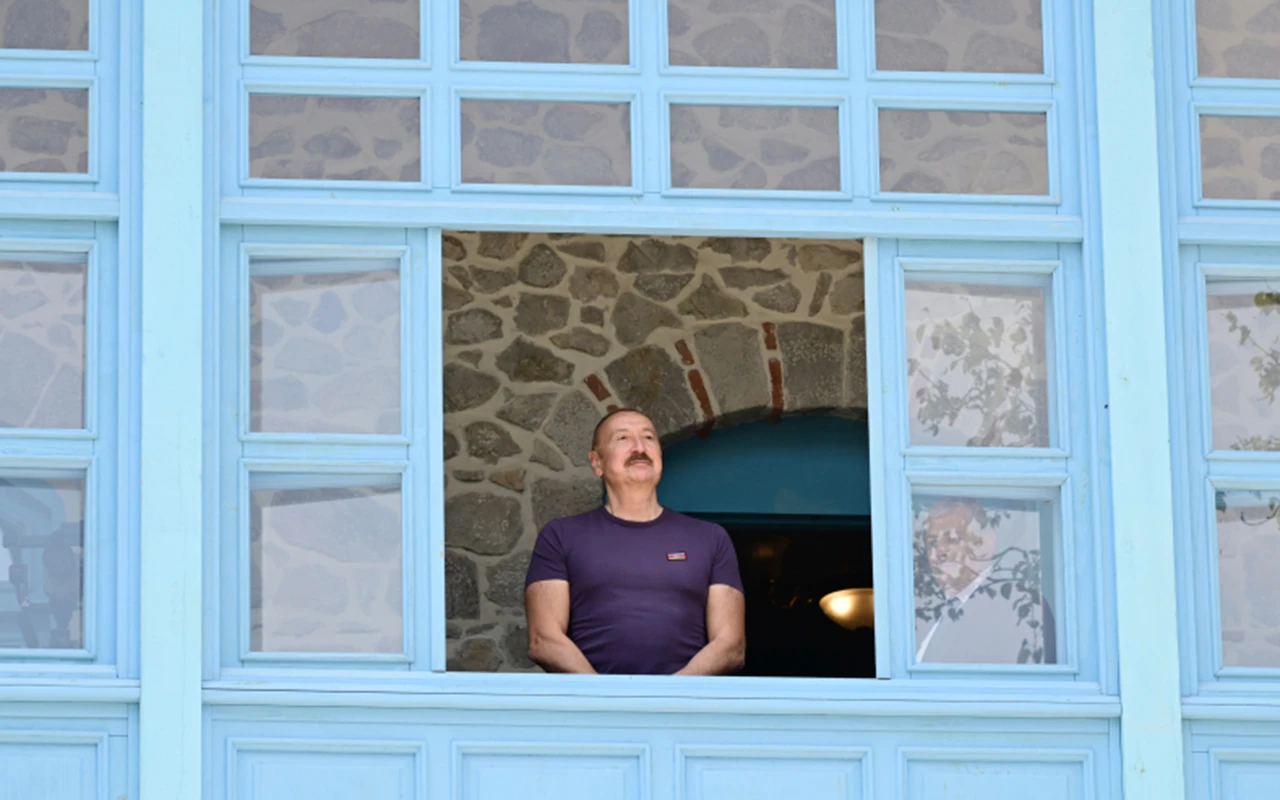 Prezident “Sadıqcanın evi”ndə