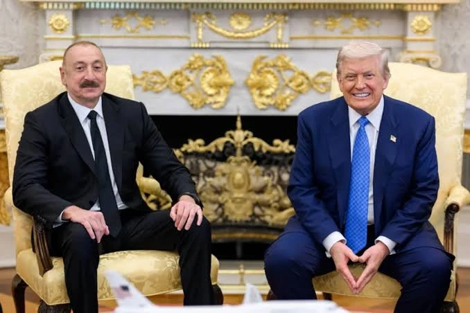 Tramp Əliyevin çıxışına həsr olunmuş məqaləni paylaşdı