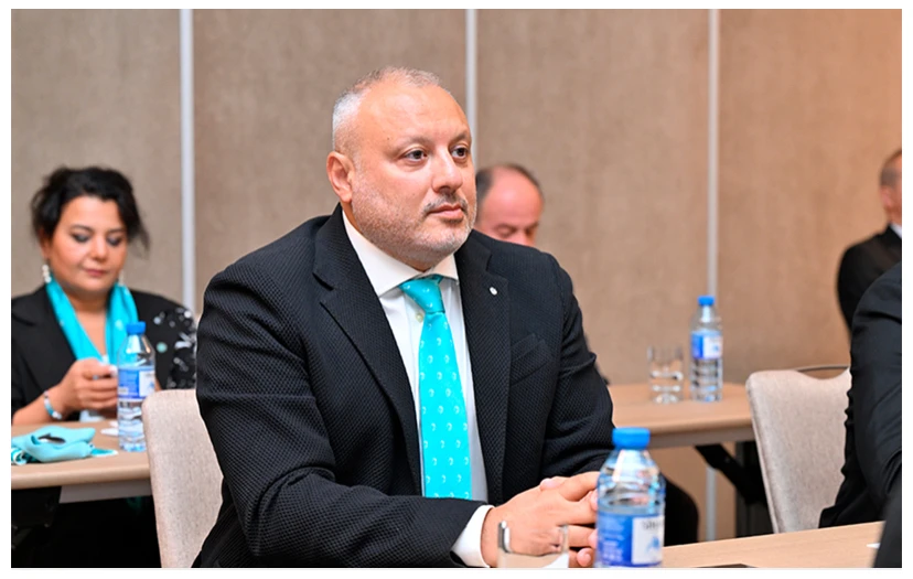Elxan Səmədov növbəti dəfə PFL-in prezidenti seçildi