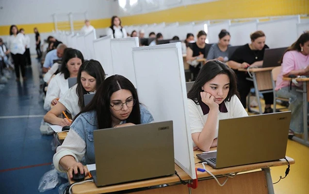 Sertifikasiya imtahanlarında 5 sual müəllimlərin xeyrinə hesablanıb