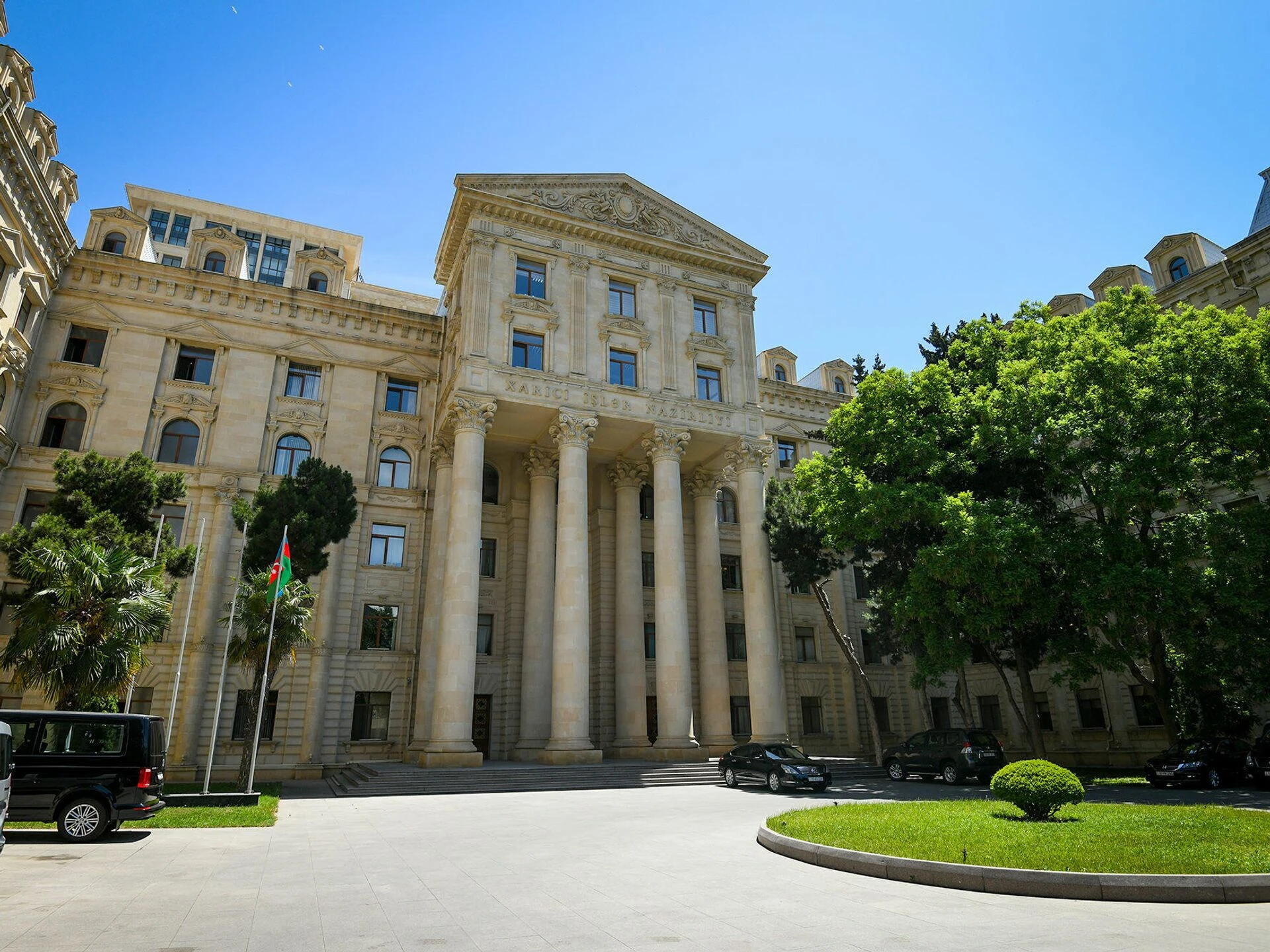 XİN Kolumbiyaya başsağlığı verdi