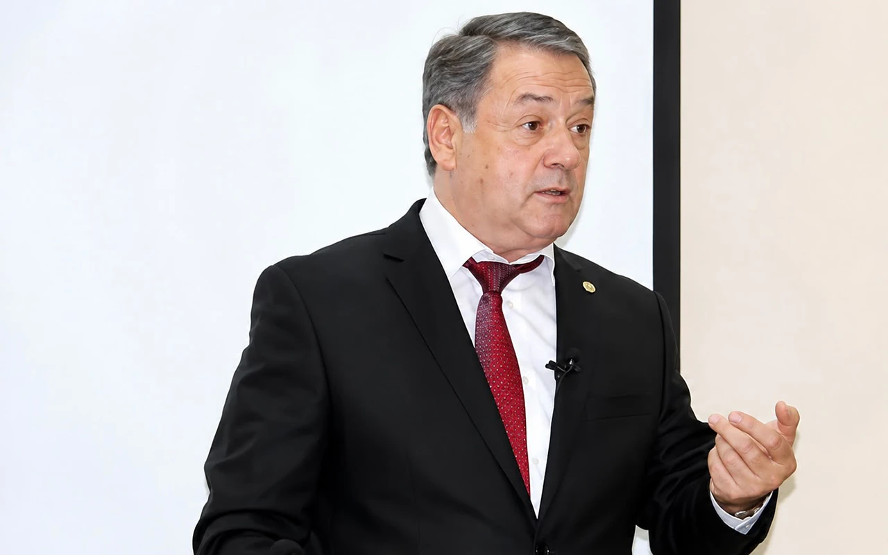 General oğlu vəzifəsindən azad edildi