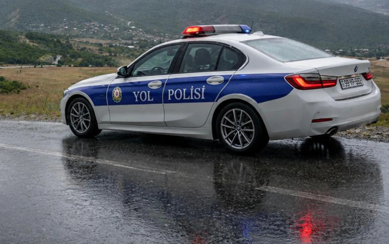 Yol polisindən əlverişsiz hava şəraiti ilə bağlı çağırış