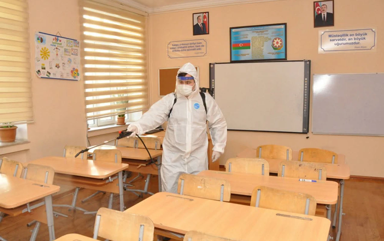 Bakı məktəbləri dezinfeksiya olunur