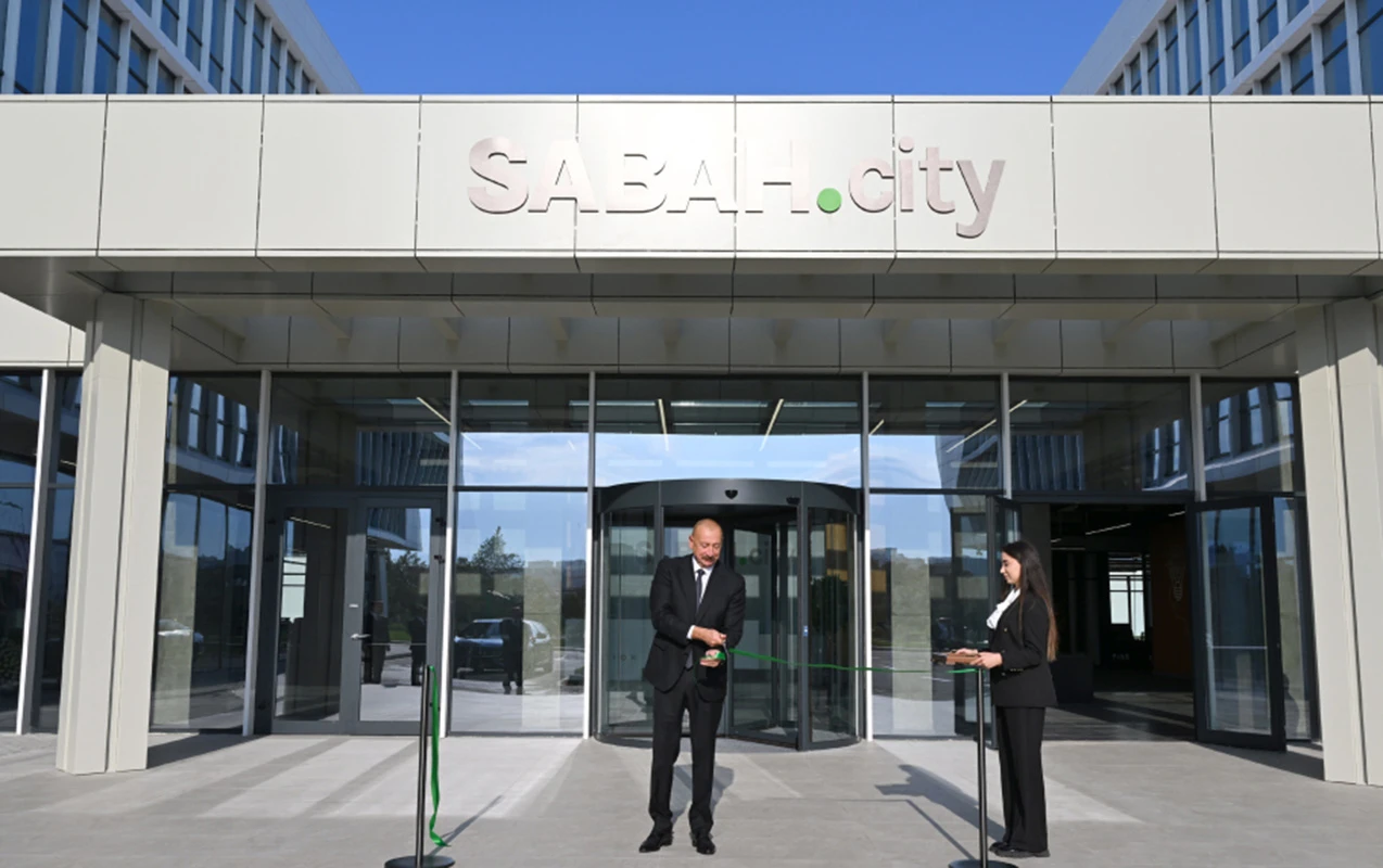 İlham Əliyev “SABAH.city”nin açılışında