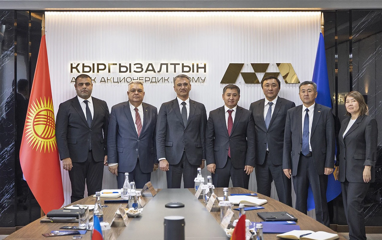 “AzerGold”la “Kyrgyzaltyn” əməkdaşlıq perspektivlərini müzakirə etdi