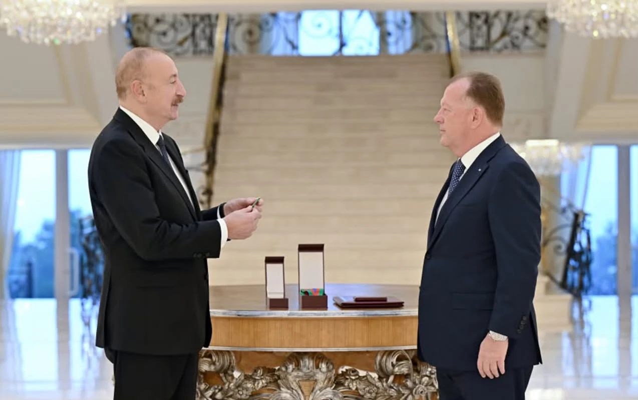 Prezident Vizeri qəbul edib ordenini təqdim etdi