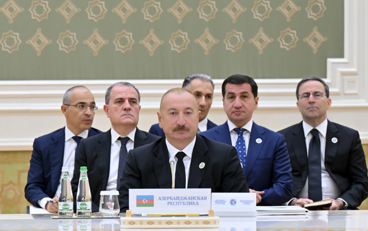 İlham Əliyev Türkmənbaşıda tədbirdə iştirak etdi