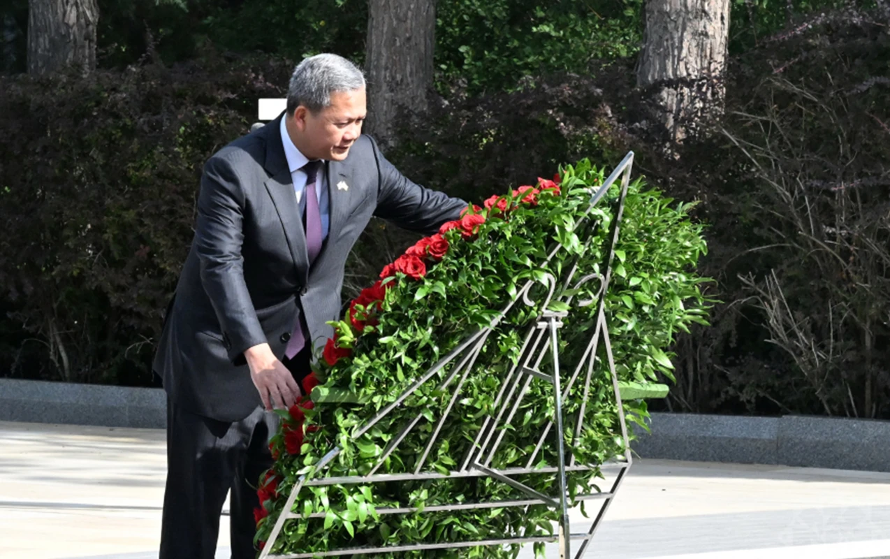 Kambocanın Baş naziri Zəfər parkı və Fəxri xiyabanda