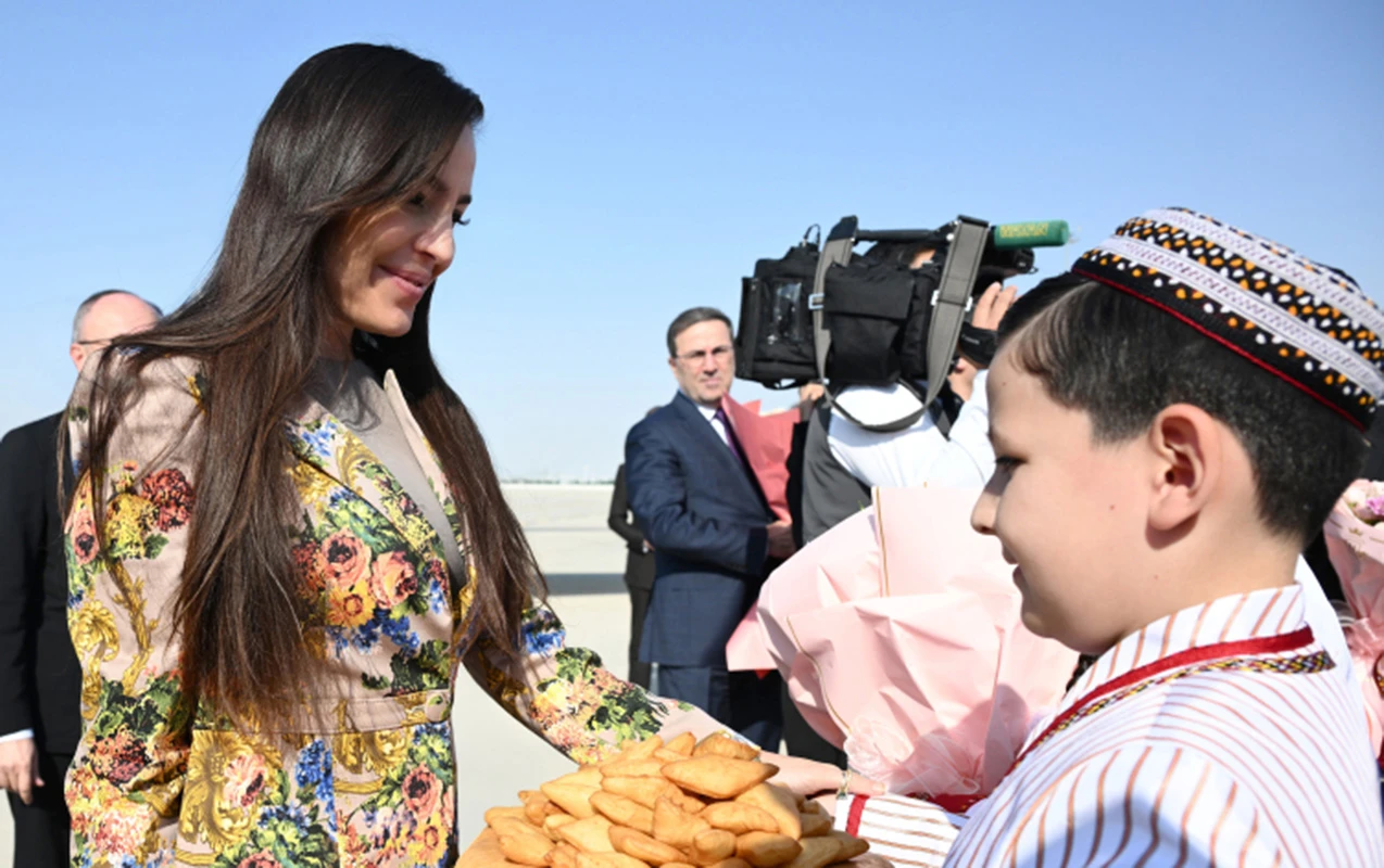 Leyla Əliyeva Türkmənistandadır