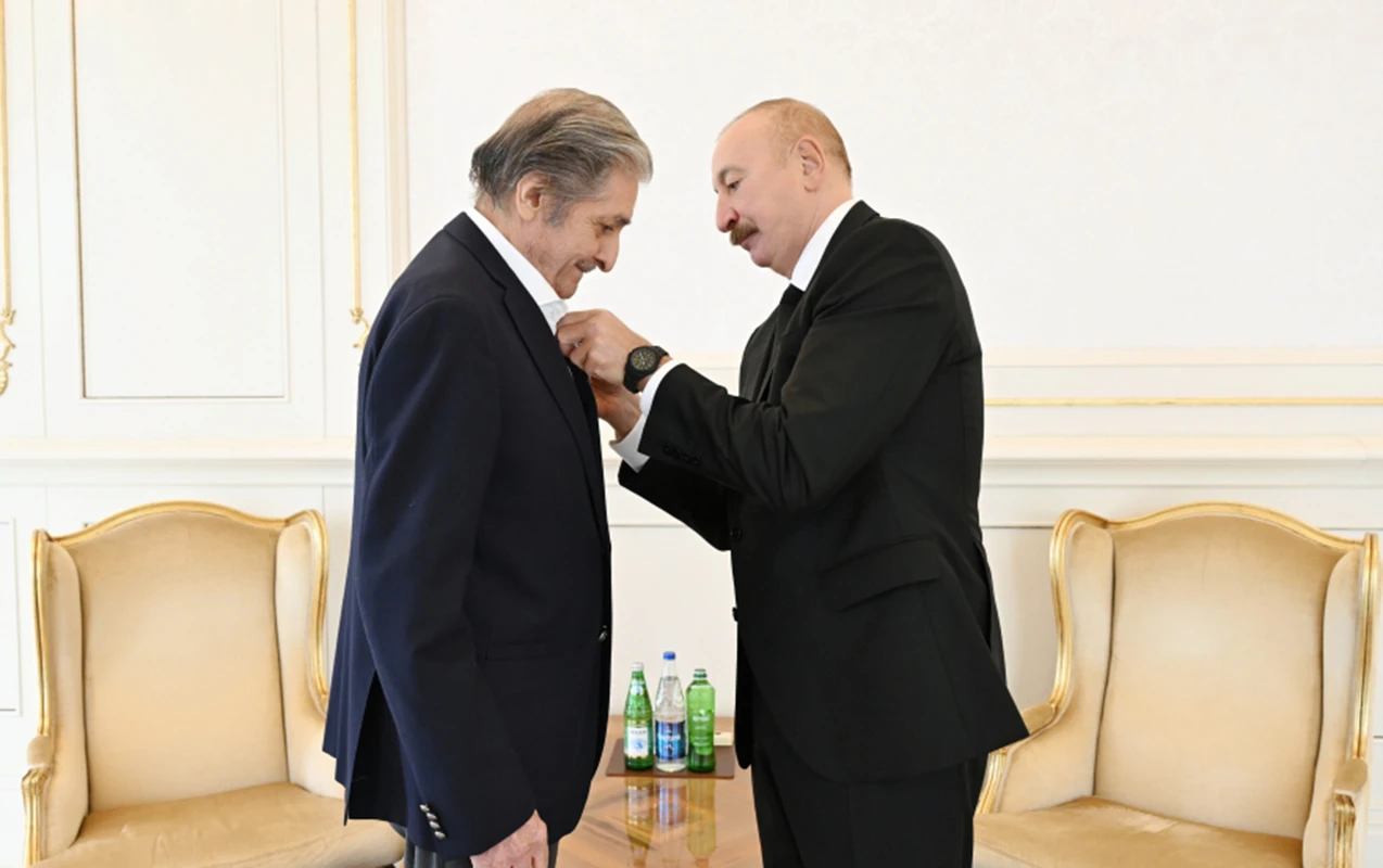 Prezident Fərhad Xəlilova “İstiqlal” ordenini təqdim etdi