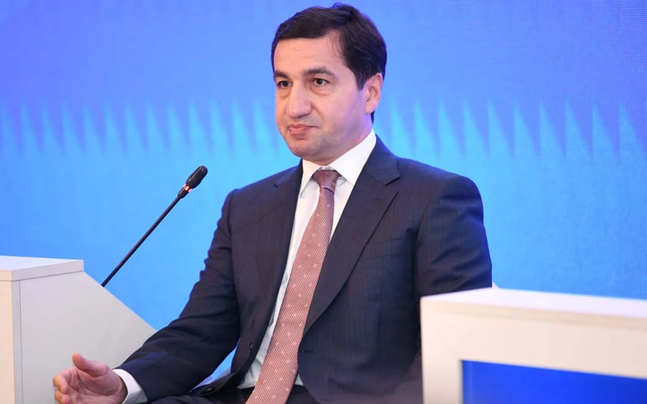 Hikmət Hacıyev Yaponiya ilə viza məsələsindən danışdı