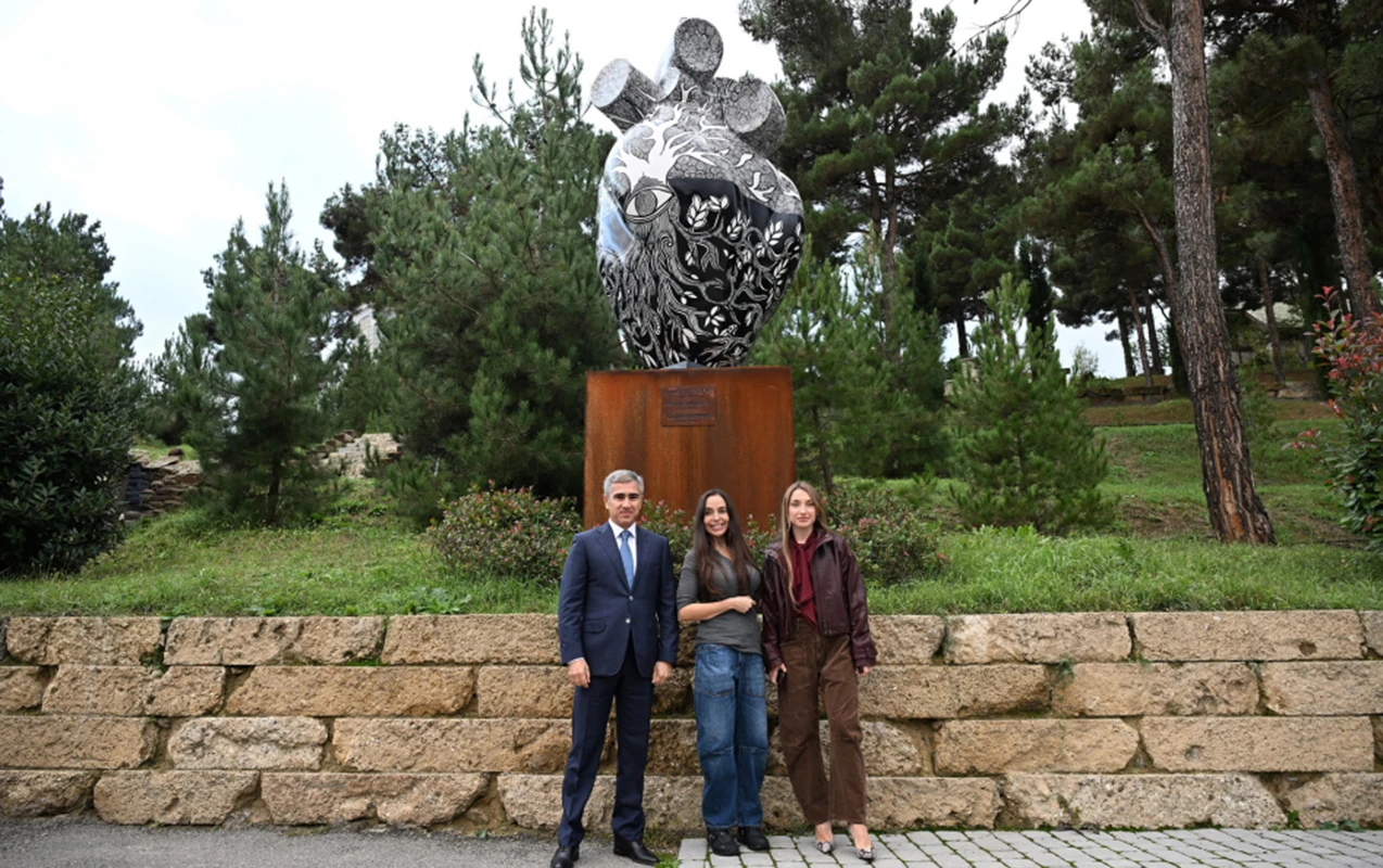 Leyla və Alyona Əliyevalar “Capybara Azerbaijan”da