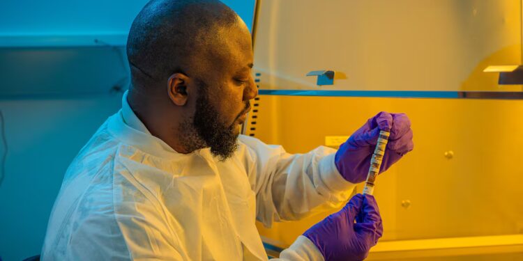 Elm adamları fıstıq toxumlarını kosmosa göndərdilər