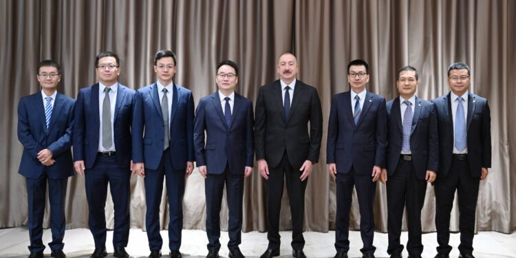 Azərbaycan Respublikasının Prezidenti İlham Əliyev Tiencin şəhərində “Powerchina group” şirkətlər qrupunun icraçı vitse-prezidenti ilə görüşüb