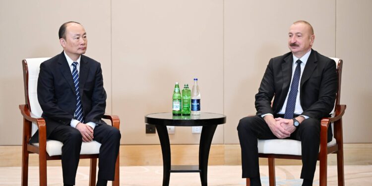 Azərbaycan Respublikasının Prezidenti İlham Əliyev Tiencin şəhərində “China National Chemical Engineering” şirkətinin sədri ilə görüşüb