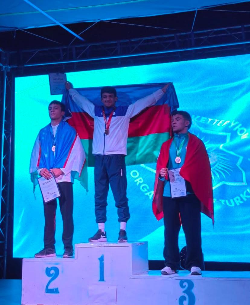 İdmançılarımız Türkdilli Dövlətlərin Universiadasında