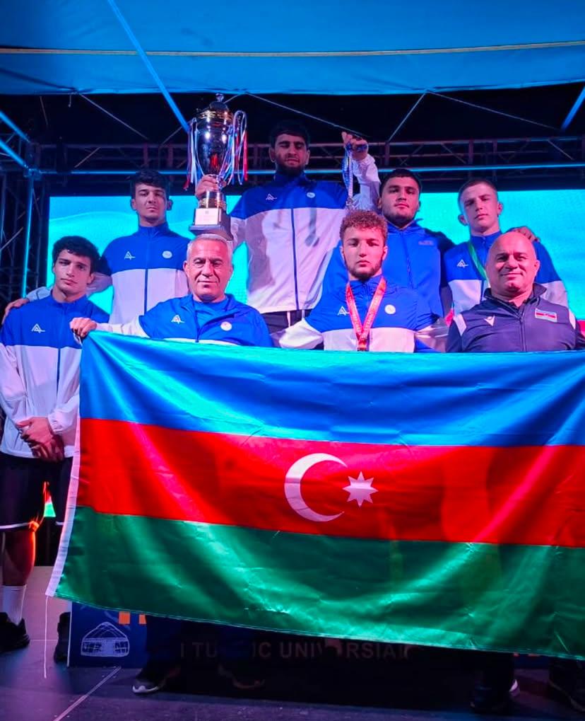 Güləşçilərimiz Universiadada 8 medal qazandı