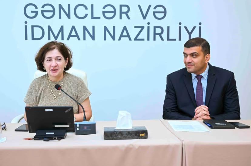 İndira Hacıyeva Qarabağ Universitetinin “Enactus Qarabağ” komandası ilə görüşüb.