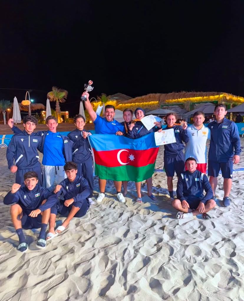 U17 çimərlik güləşində Azərbaycan 3 medal qazandı