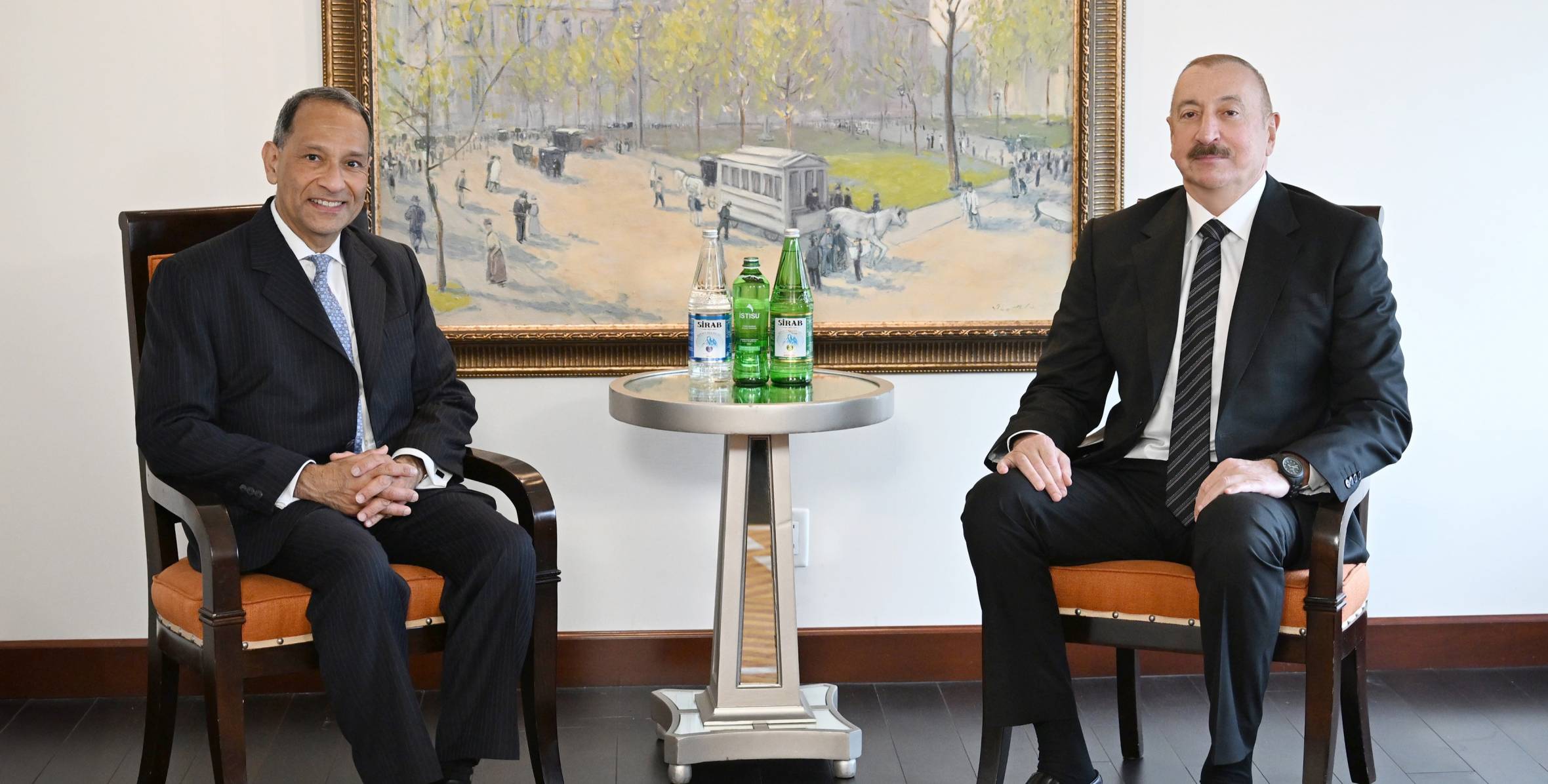 İlham Əliyev Nyu-Yorkda ABŞ Ticarət Palatasının baş vitse-prezidenti ilə görüşüb