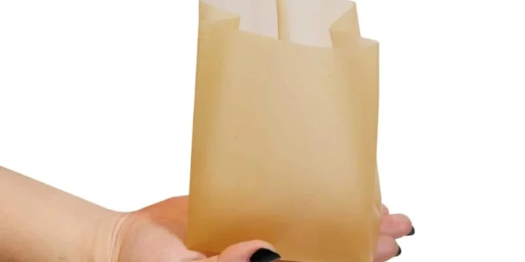 Yaponiyada plastik əvəzinə yosundan hazırlanan qablar