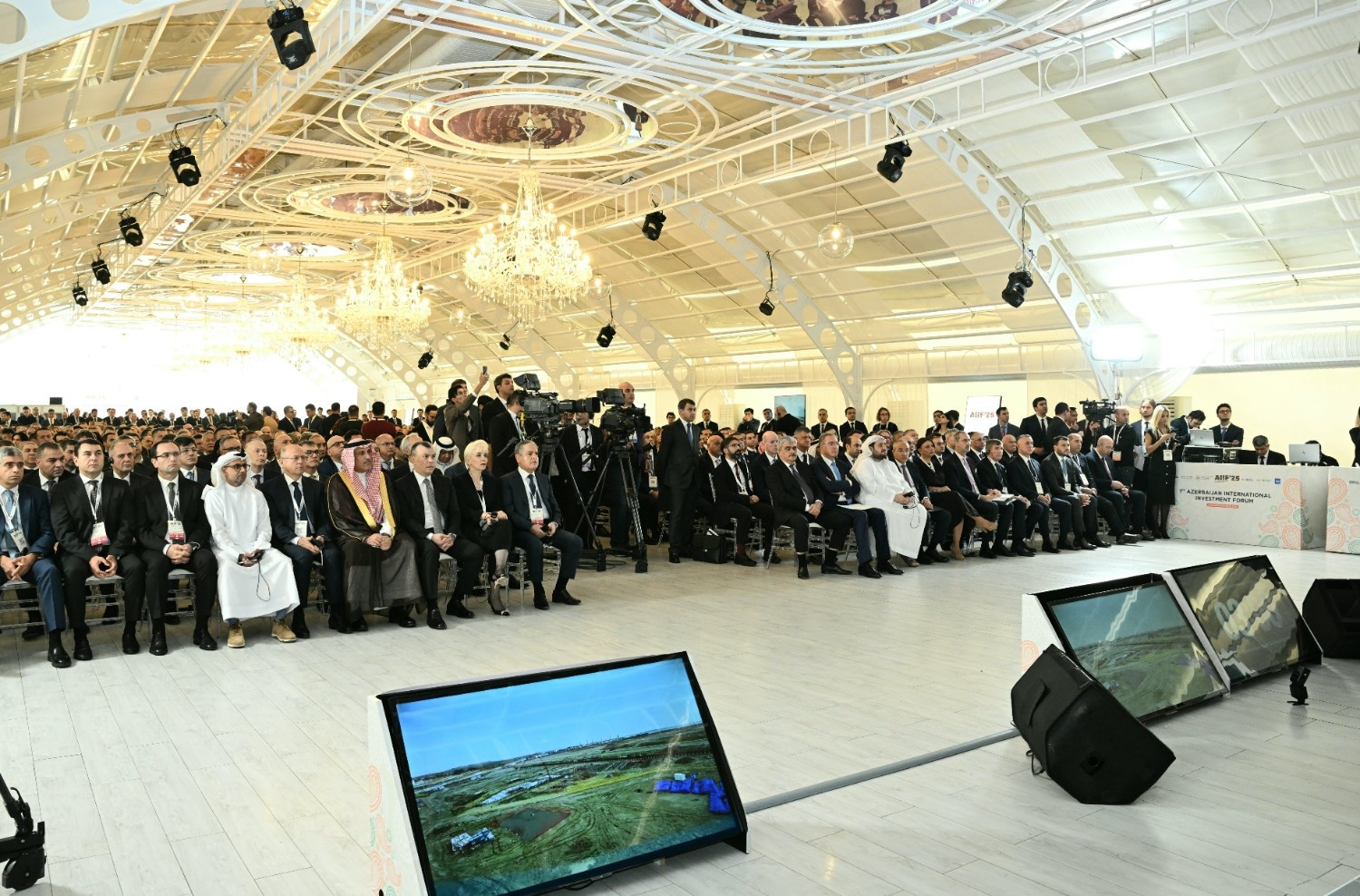Bakıda Birinci Azərbaycan Beynəlxalq İnvestisiya Forumunun açılış mərasimi keçirilib