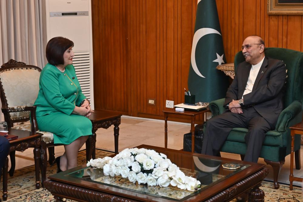 Pakistan Prezidenti Asif Zardari Milli Məclisin sədri Sahibə Qafarova və Türkiyə Böyük Millət Məclisinin sədri Numan Kurtulmuşu qəbul edib