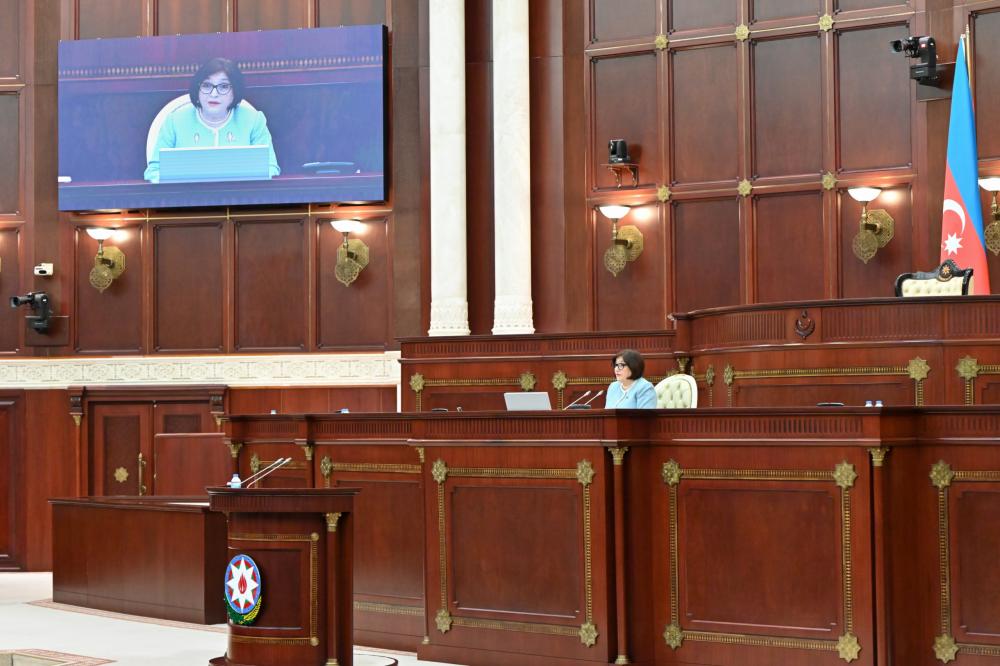 Milli Məclisin sədri Sahibə Qafarova Beynəlxalq Hakimlər Assosiasiyasının 67-ci illik iclasının iştirakçıları ilə görüşüb