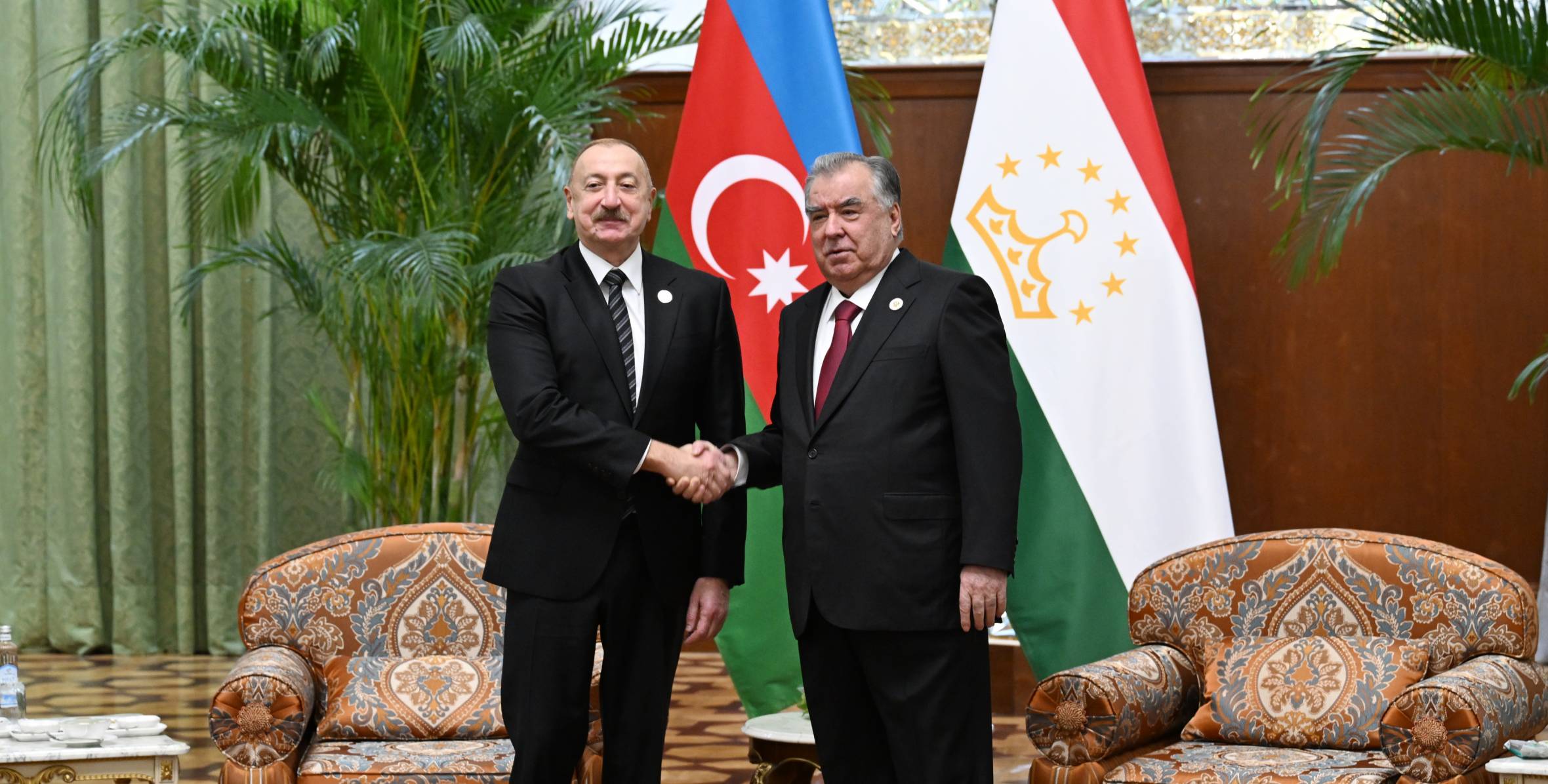Düşənbədə Azərbaycan Prezidenti İlham Əliyevin Tacikistan Prezidenti Emoməli Rəhmon ilə təkbətək görüşü olub