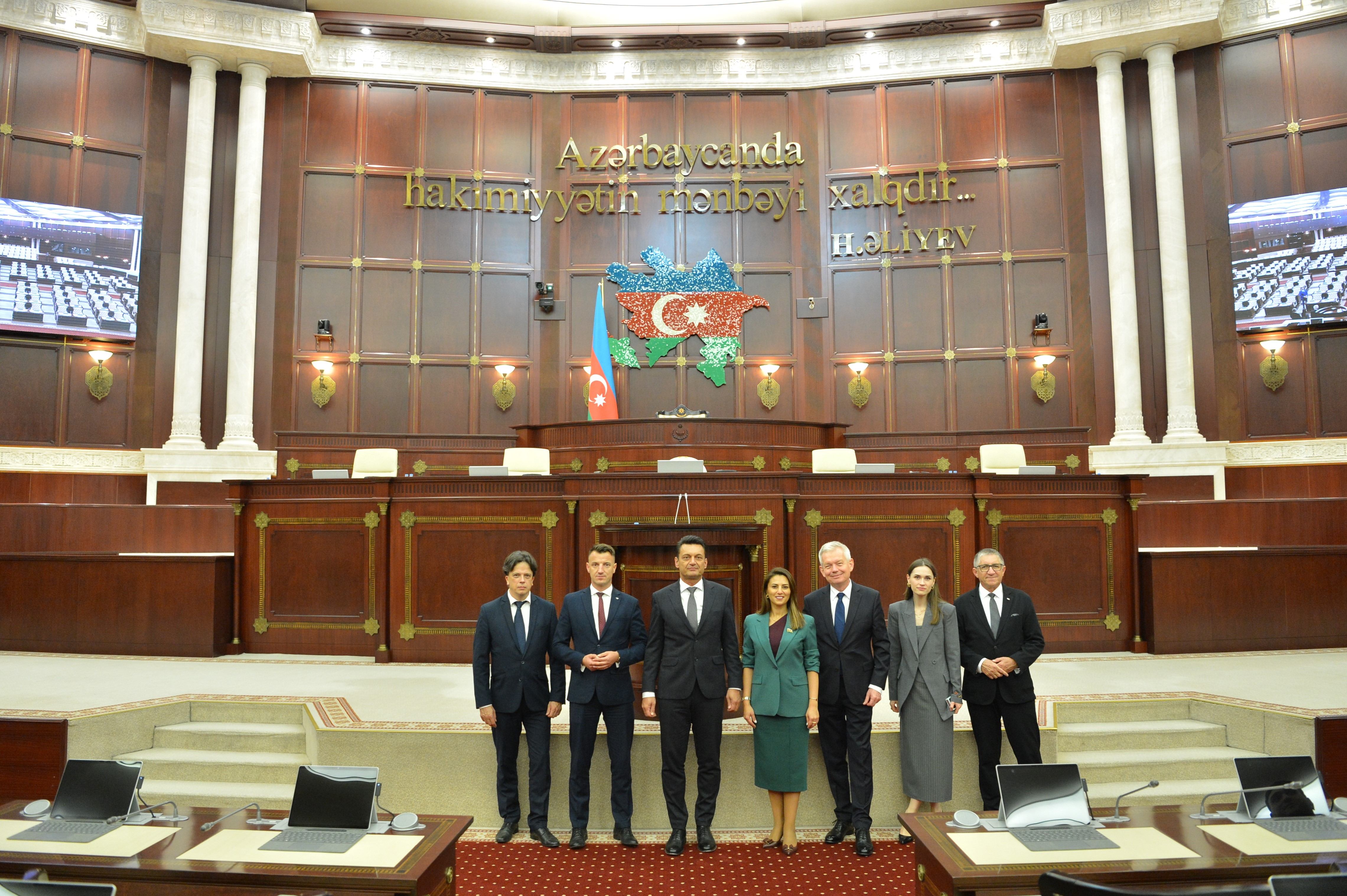 Polşa parlament nümayəndə heyəti ilə görüşdə