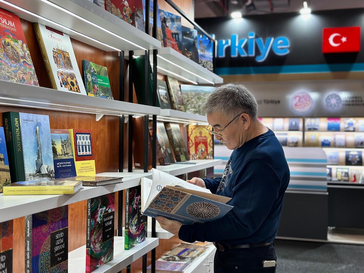 Frankfurt Beynəlxalq Kitab Sərgisində Azərbaycan nəşriyyatları uğurla təmsil olundu